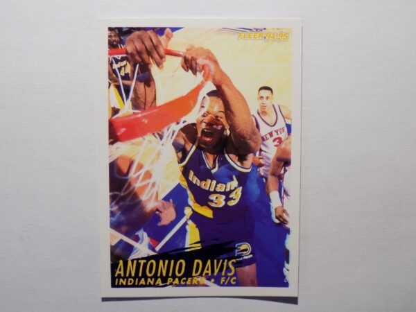 A basketball card with an image of Davis, Antonio.