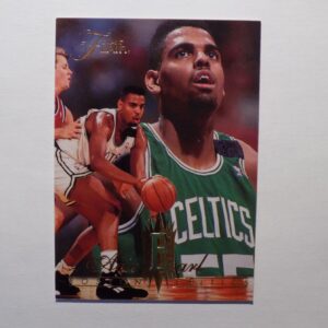 A Earl celtics basketball card with a picture of a player.