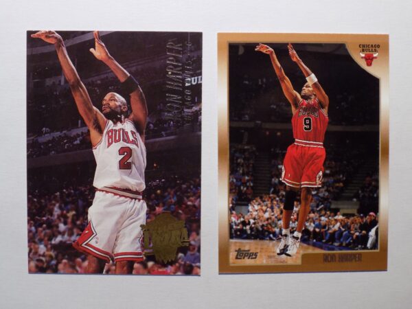 A pair of basketball cards with Ron Harper and Chicago Bulls.