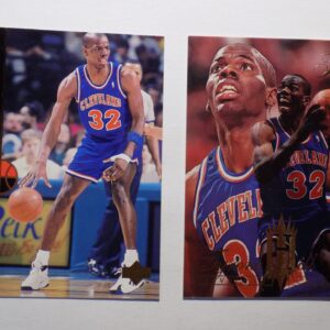 New york knicks Hill, Tyrone autographed basketball cards.