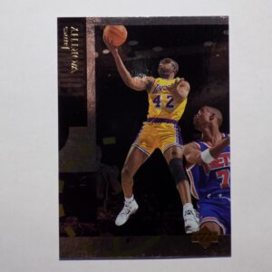 A basketball card with a picture of Worthy, James.