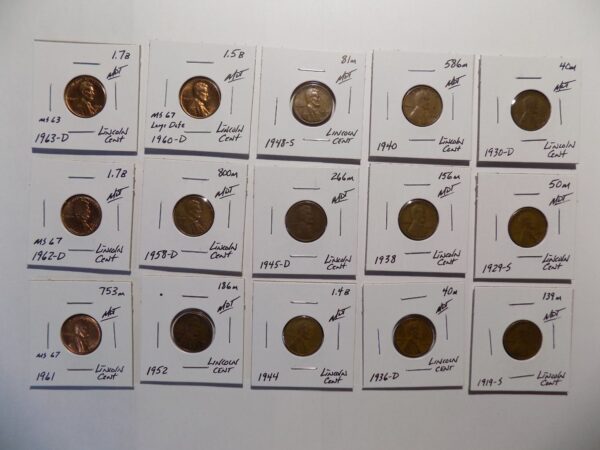 Collection of Lincoln Wheat Pennies.