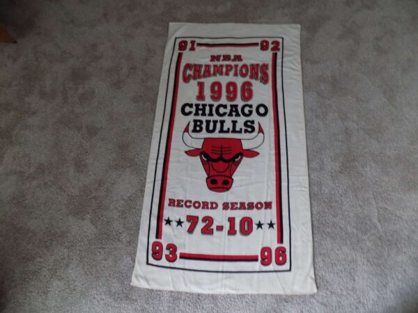 Chicago Bulls 4-time NBA Champions 1991, 92, 93, 96 Huge Beach Towel