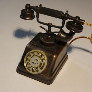 Vintage rotary phone pencil sharpener.